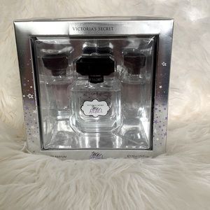 Victoria secret parfum. New, sealed, full bottle, never used.